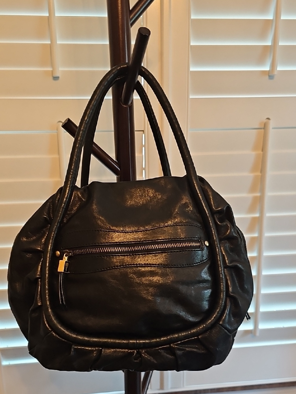 Isabella Fiore Tries Heavy Metal Valentina Satchel - Women Bag - Picture 2 of 11